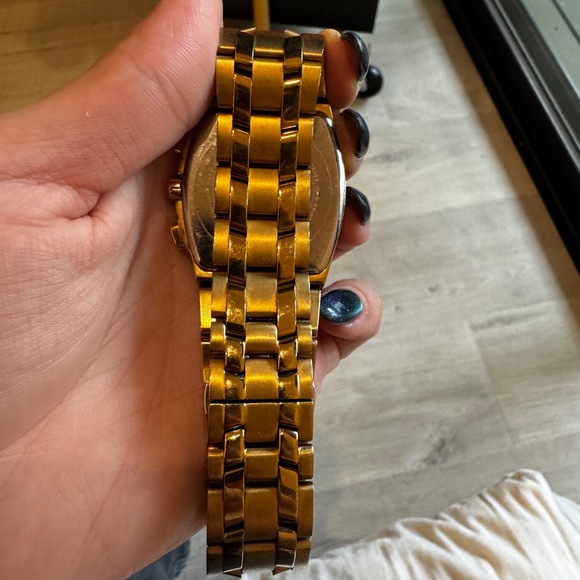 Citizen Gold Chronograph Watch with White Dial - Picture 4 of 5